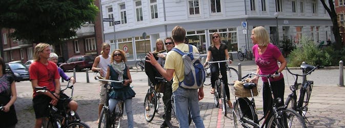 Private and guided bike tour to Blankenese district Hamburg